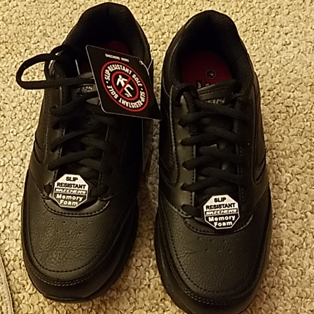 Sketchers shoes